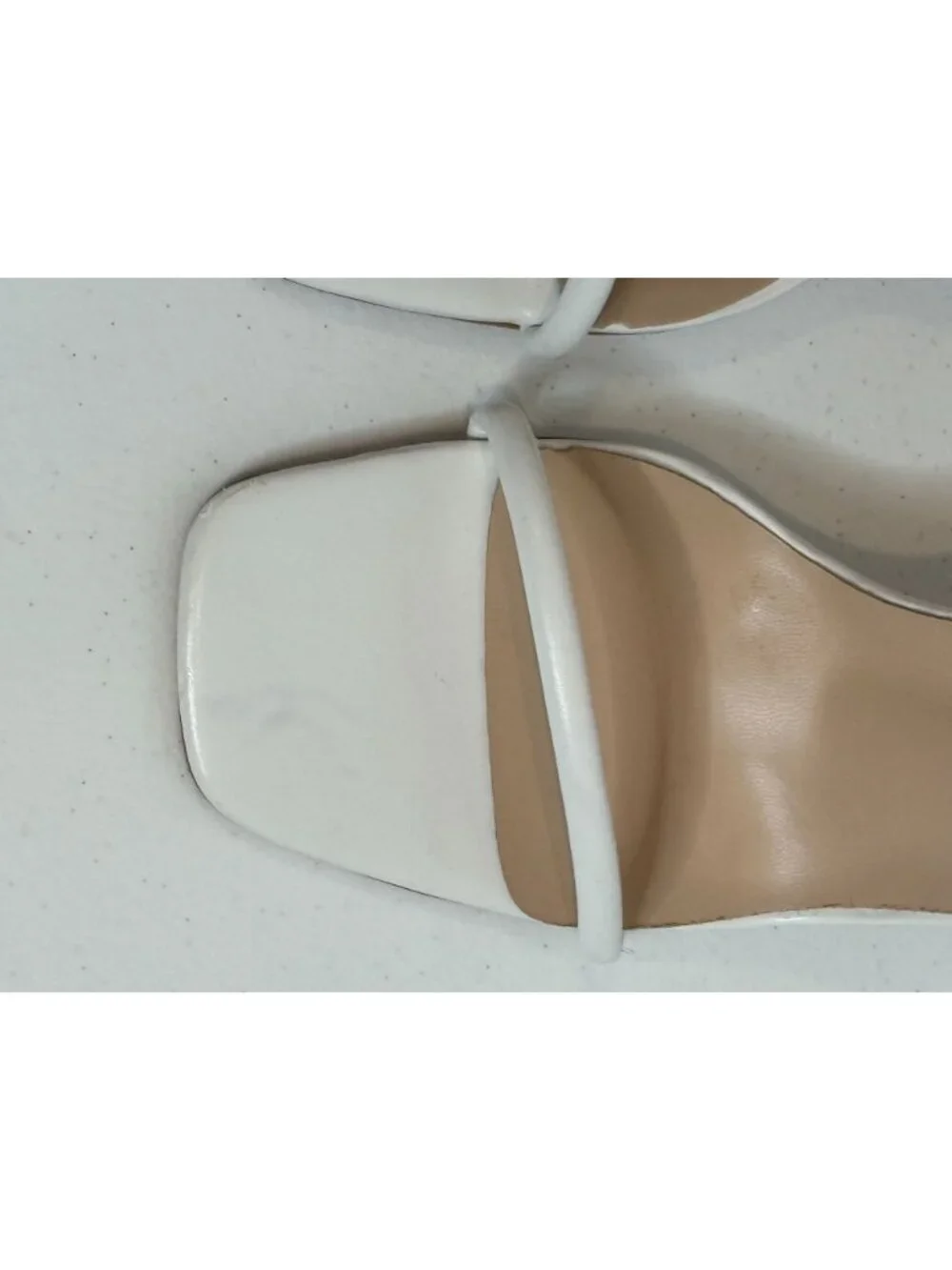 PrettyLittleThing Women's White Strappy Block Heel Sandals Square Toe Size 9